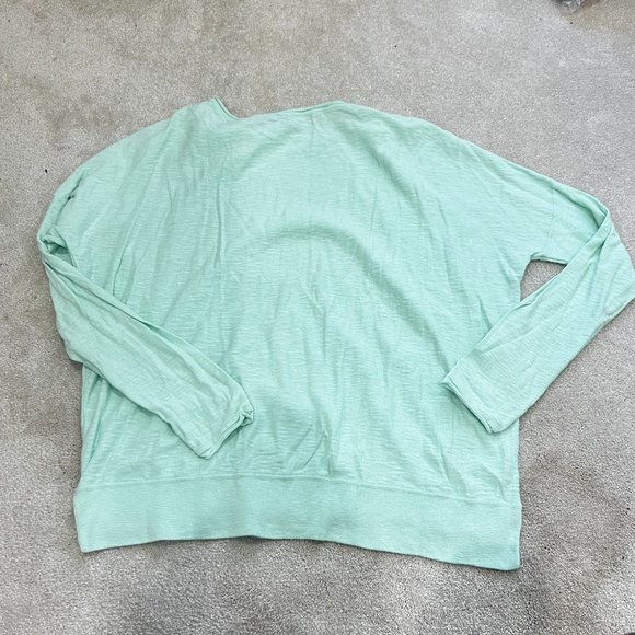 Vince seafoam green lightweight sweater, size L - Picture 7 of 7
